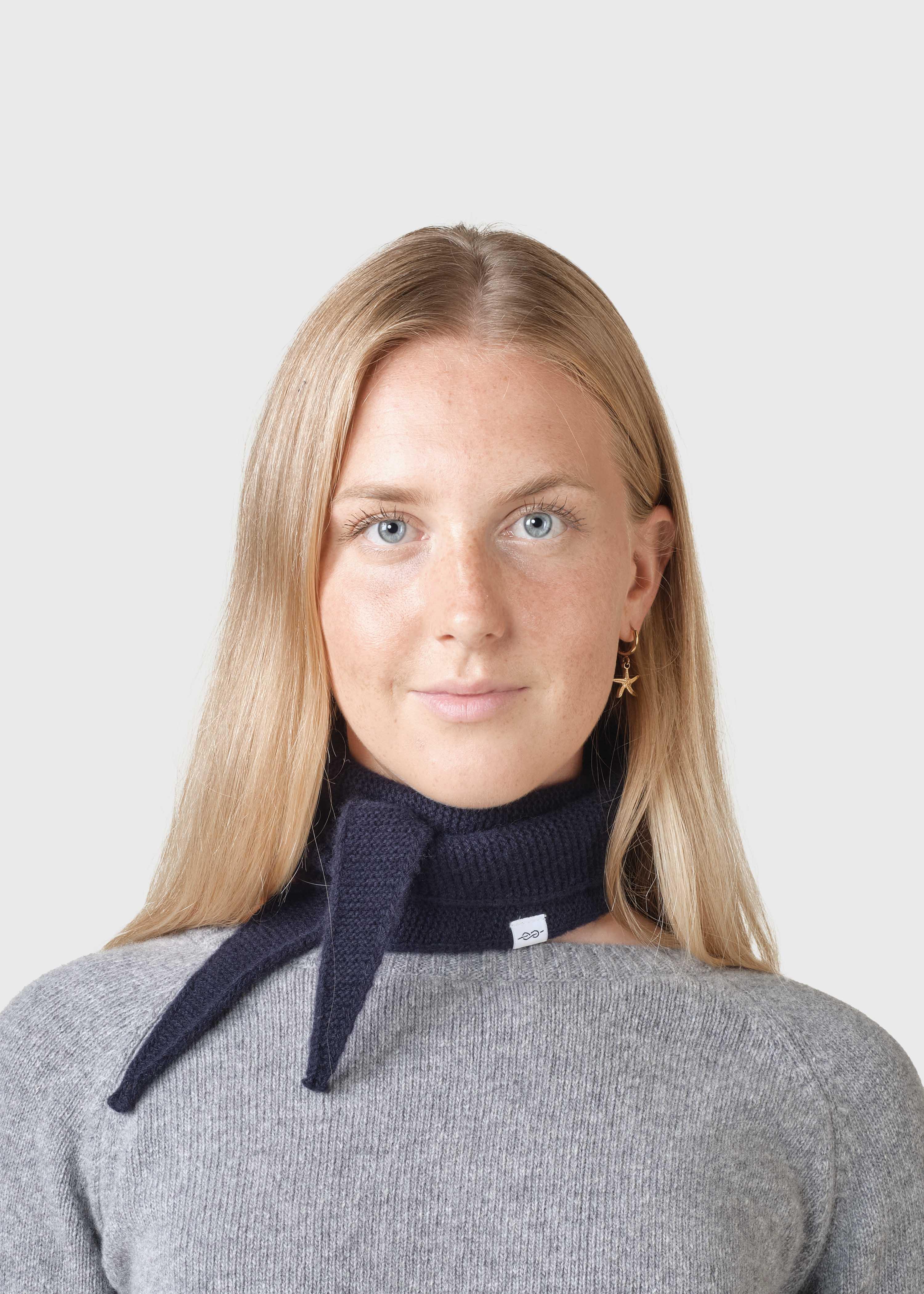 Klitmøller Violet Small Knit Scarf Merino Wollschal navy